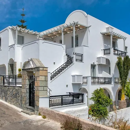 Soula 3* Fira (Santorini)